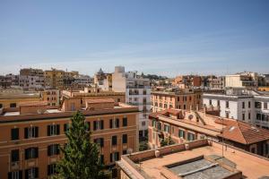 Vatican Zen House - Cale 05