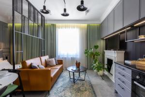 Feminine Studio Fragola Apartments