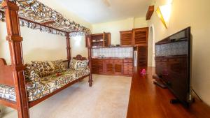 Tembo Beach Apartments