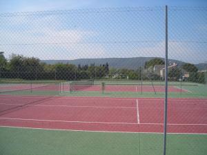maison dans résidence piscine tennis