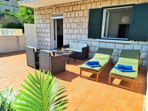 Blue Promenade Apartments