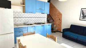 Palme 8 - Marcelli, trilocale con giardino privato, Residence Le Palme