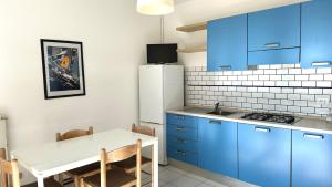 Palme 8 - Marcelli, trilocale con giardino privato, Residence Le Palme