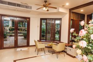 Gazebo Resort