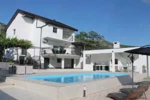 Villa SIAA - Gnojnice