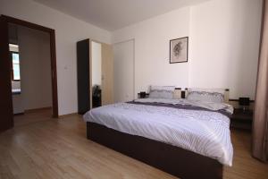 Golden Dunes Primorsko Apartments