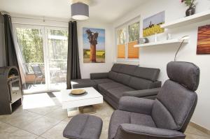 moderne FeWo Nr 4 mit Balkon, Sauna im Haus, Garten - Ferienwohnungen am Wald