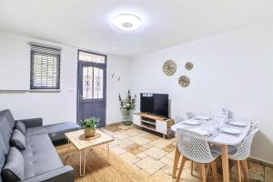 Appartements LE LOGY-COSY - Appartement 5 pers - Clim Wifi Cosy Garage : photos des chambres