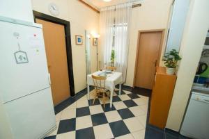 Apartment Lisinski S