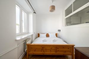 Plac Wilsona Comfort Apartment by BookingHost