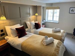Twin Room with Private Bathroom room in The Punchbowl Inn