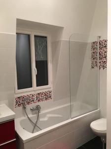 Villas MAISON 4 CHAMBRES,JARDIN ET TERRASSE, proche mer,casino et place Morny : photos des chambres