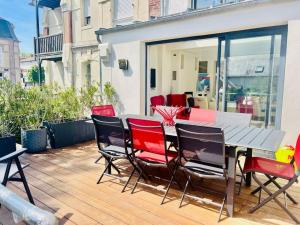 Villas MAISON 4 CHAMBRES,JARDIN ET TERRASSE, proche mer,casino et place Morny : photos des chambres