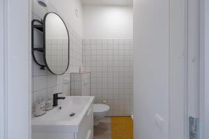 Studio in Center - Prime Rentals
