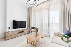Silkhaus Vacation Homes Modern 1BDR Near Reem Mall