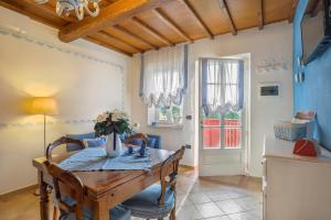 MIRTILLO di Home Hill