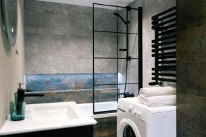 Łódź City Center Studio - Entresol & Balcony - by Rentujemy