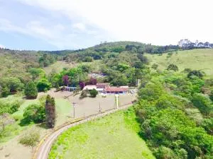 Sítio Vale da Colina-Nazaré Paulista - 6 pessoas - 皮拉卡亚