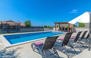 4 Bedroom Pet Friendly Home In Vodnjan