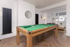 Luxury Town House with Pool Table - 新布赖顿