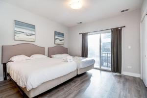 Cozy Beautiful Downtown Unit CHI in Prime River North Location near Mag Mile - 1