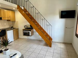 Quaint Coastal Lofts