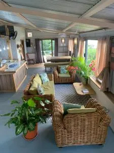 Blue Bay Villa - Port Maturin