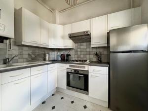 LORFÈVRE - hypercentre, lumineux, vue cathédrale