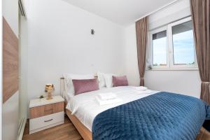 First Choice Apartment Rogoznica