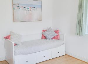 Ballyconneely Holiday Home No 5 by Trident Holiday Homes