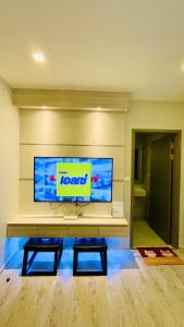 The base Central Pattaya 1098 by Numam