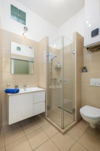 Gozsdu-1 Bedroom Apartment