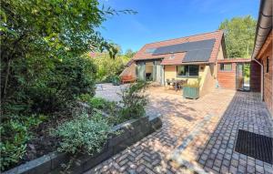 Nice Home In Lauwersoog With Wifi