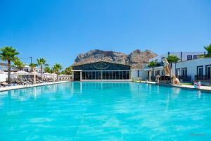 Paradice Hotel Luxury Suites-Near zorbas Beach-FREE Breakfast