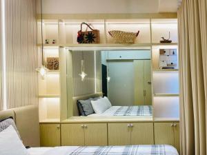 10 Luxurious King Suite