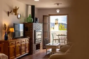 Casa Los Compadres de Capileira con Piscina - Capileira