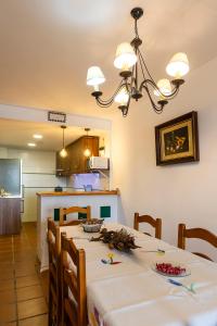Casa Los Compadres de Capileira con Piscina