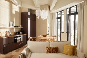 Cosy 1BR with outside space neighboring Le Marais