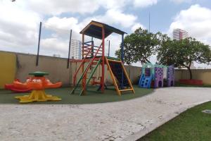 Ape bem localizado c piscina