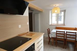 Gîte Les Hirondelles - maison typique - centre village - proche vignoble