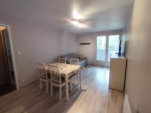 Appartements Appart 4 p au calme vue foret : photos des chambres