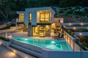 Luxury Villa Luce, direkt am Strand - Trstenik