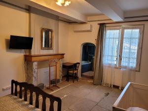 Villas Maison de village du XVII siecle en Camargue : photos des chambres