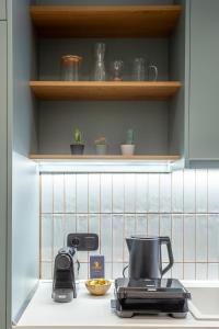 Mazi Rooms Charilaou 2,2