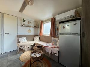 Campings Mobil home climatise golf de saint tropez camping 4 etoile : photos des chambres