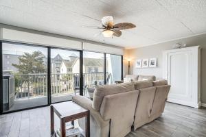 Walk to Shore Retreat with Balcony in Ocean City