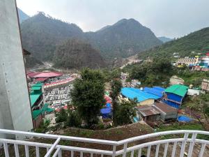 hotel holy spirit, sitapur