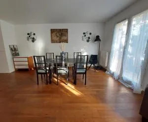 Superbe Maison de 4 chambres - 15 min de Paris - JO2024 - Athletica Team USA - Épinay-sur-Seine