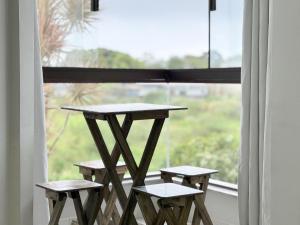 Apê em Ponta das Canas - 40m do mar - NDI003