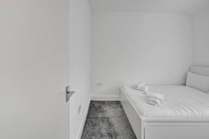 2 Bed House Sleeps 5 the heart of liverpool